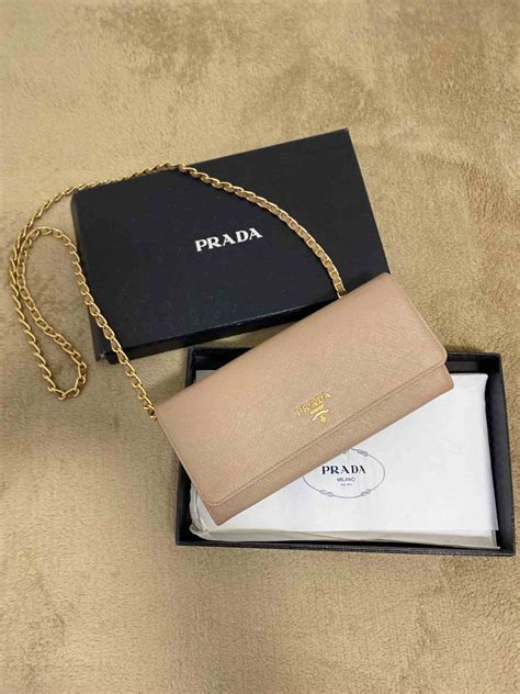 bolsa prada pequena couro saffiano